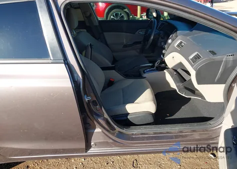 2013 Honda Civic Lx z USA, uszkodzony, nr VIN 2HGFB2F57DH558546